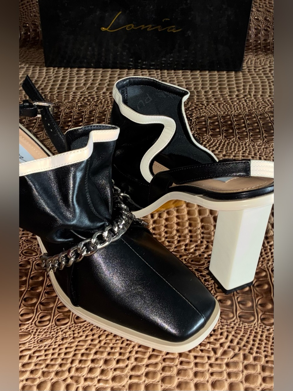 Lonia “Avice” Chunky Heel  — Size 14 (Brand New, In Box)
